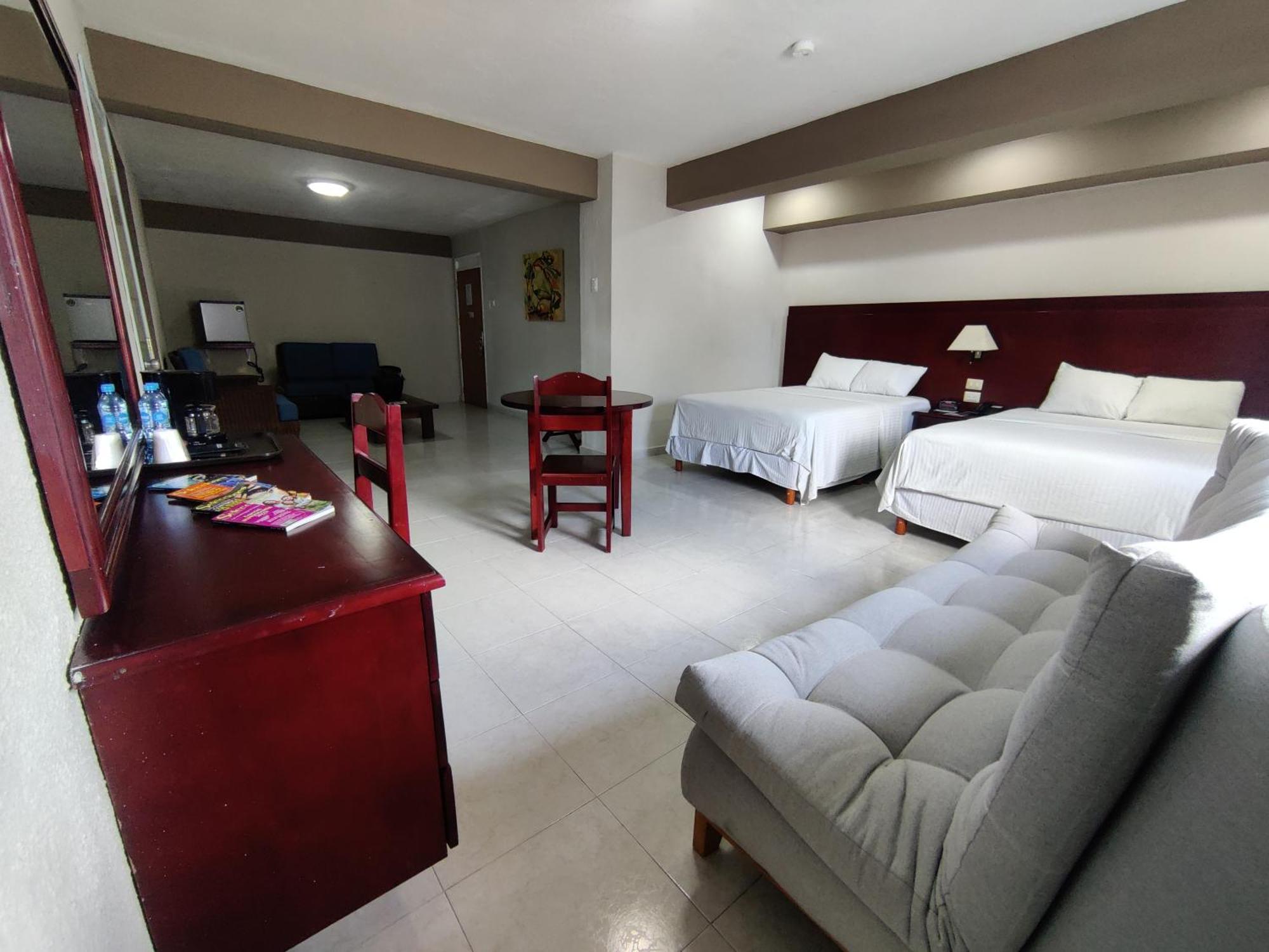 Hotel Maria Del Carmen Mérida Eksteriør billede